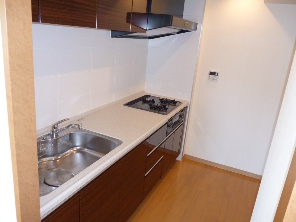 キッチン　３口システムキッチン