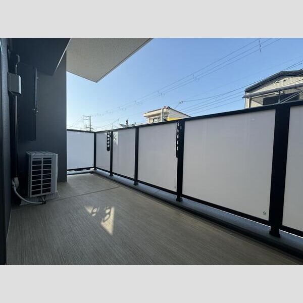 バルコニー　落ち着いた時間を過ごせるバルコニーです