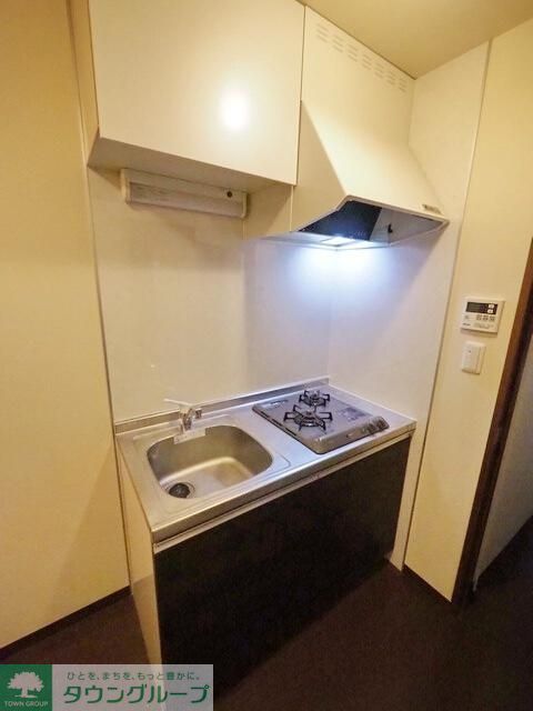 キッチン　同物件別部屋写真