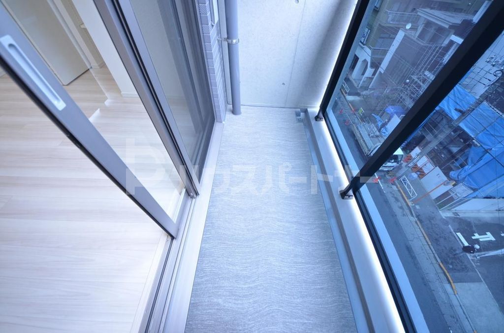 バルコニー　バルコニー