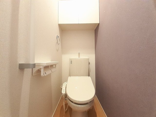 トイレ　ゆったりとした空間のトイレです