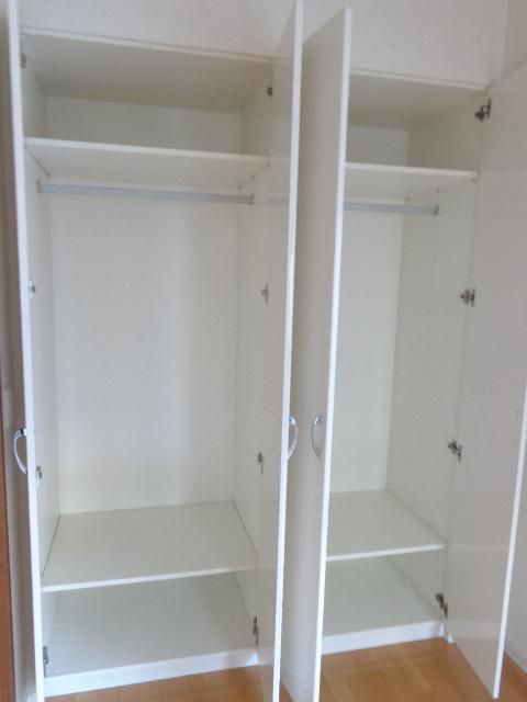 収納　クローゼット