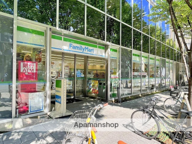 コンビニ　ファミリーマート本町橋店（コンビニ）まで100m