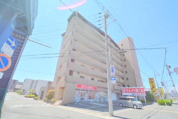 建物外観　綺麗な外観の素敵なお部屋があなたを待っています。
