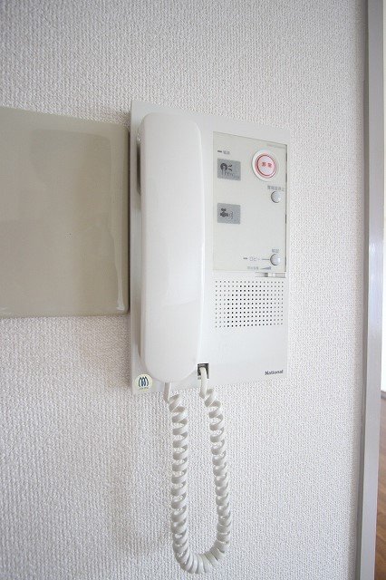 セキュリティ　同物件別号室のものです。