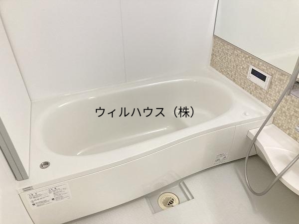 バス・シャワールーム　一坪浴槽！追い焚き機能！