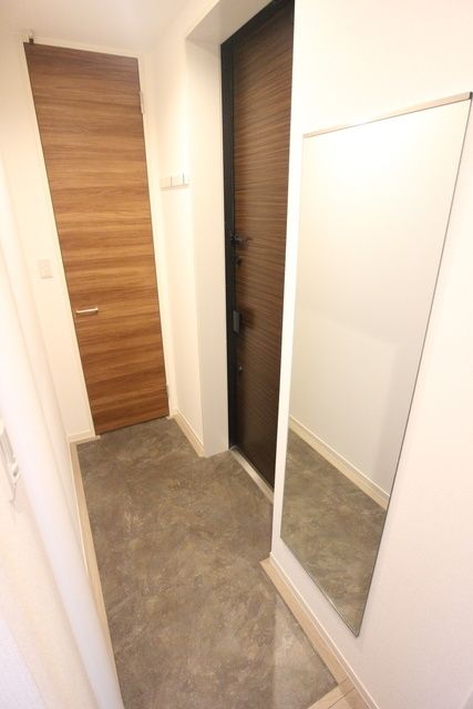 玄関　★お部屋探しは株式会社タウンハウジング東京まで★