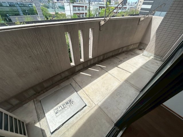 バルコニー　メゾン東大曽根