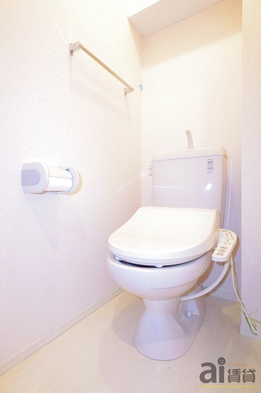 トイレ　※同仕様写真です