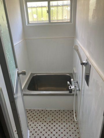 バス・シャワールーム　きれいなお風呂です