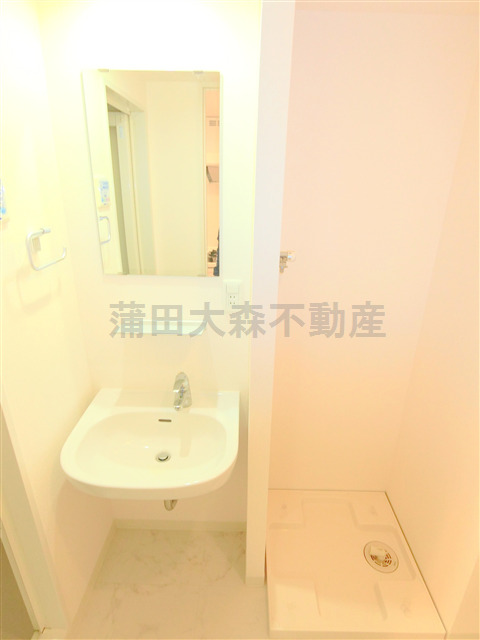 洗面設備　洗面脱衣所　独立洗面台　洗濯機置き場