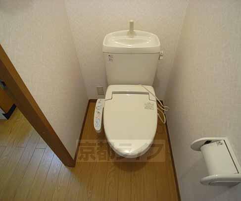 トイレ　ウォシュレット付きトイレ。