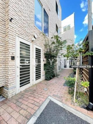 エントランス　毎日通るエントランスはこのようになっています