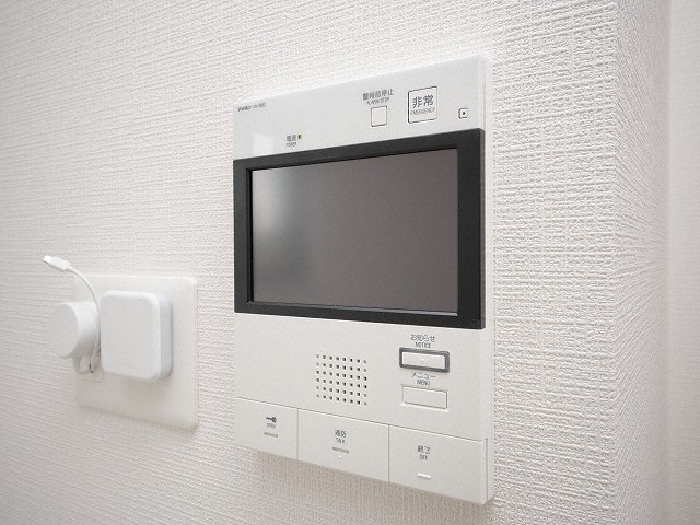 セキュリティ　モニター付きインターホンです