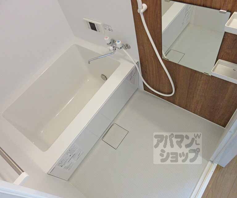 バス・シャワールーム　新しいお風呂は気持ちいいですね～