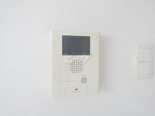 セキュリティ　来客の顔が見えて安心！TVモニターホン付きです♪