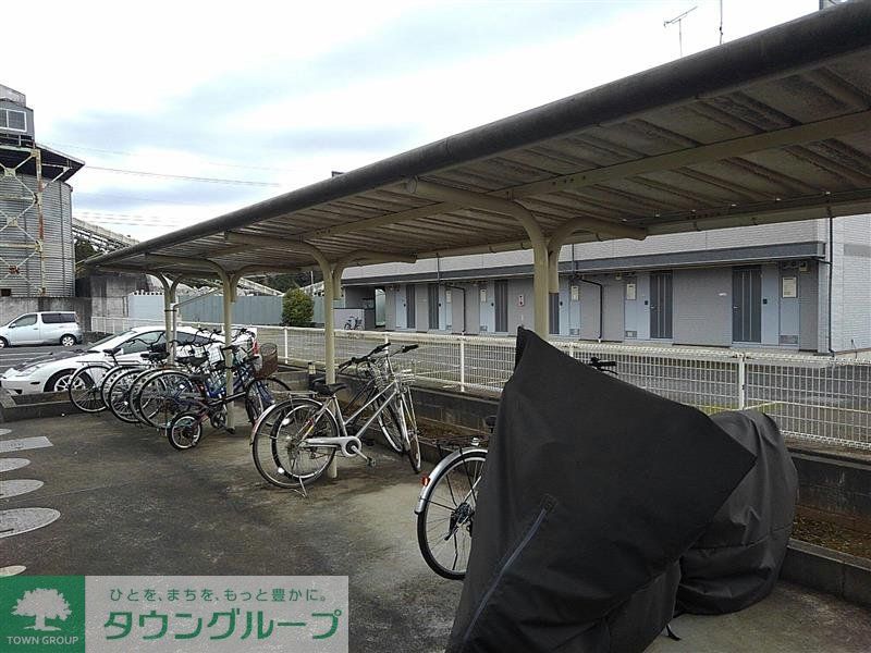 その他　駐輪場完備