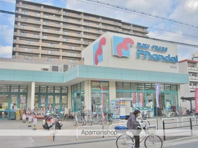 スーパー　（株）万代／旭高殿店（スーパー）まで349m