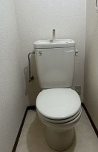 トイレ　落ち着いたトイレです