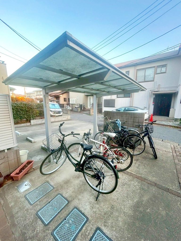 駐車場　駐輪場