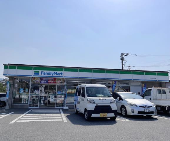 コンビニ　ファミリーマート（コンビニ）まで431m