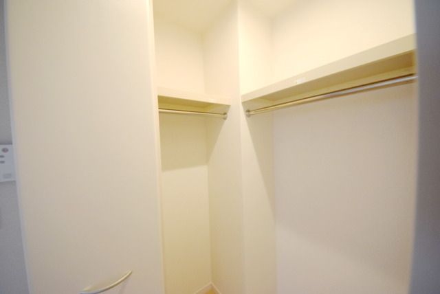 収納　ウォークインクローゼット