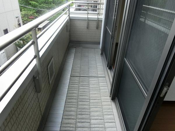 バルコニー　南向きバルコニー！
