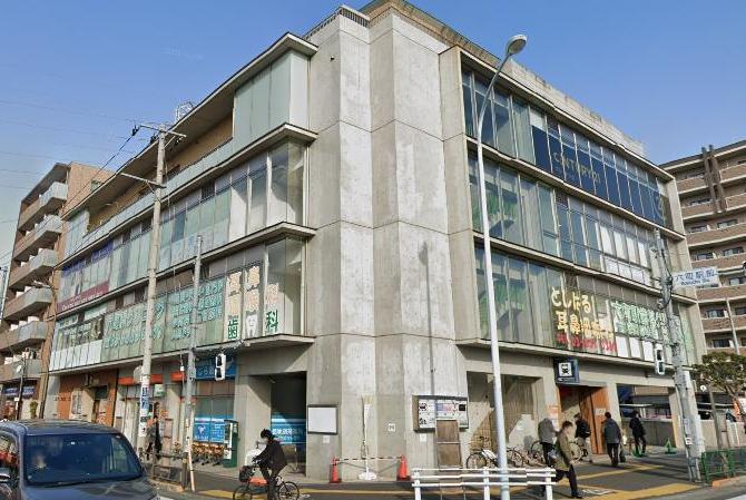 病院　六町駅前クリニック（病院）まで180m