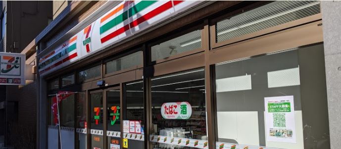 コンビニ　セブンイレブン 江東佐賀1丁目店（コンビニ）まで211m