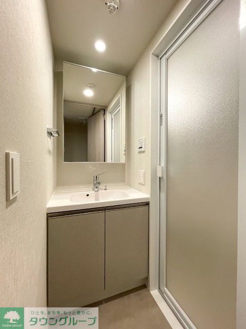 洗面設備　※写真は同タイプ住戸です。