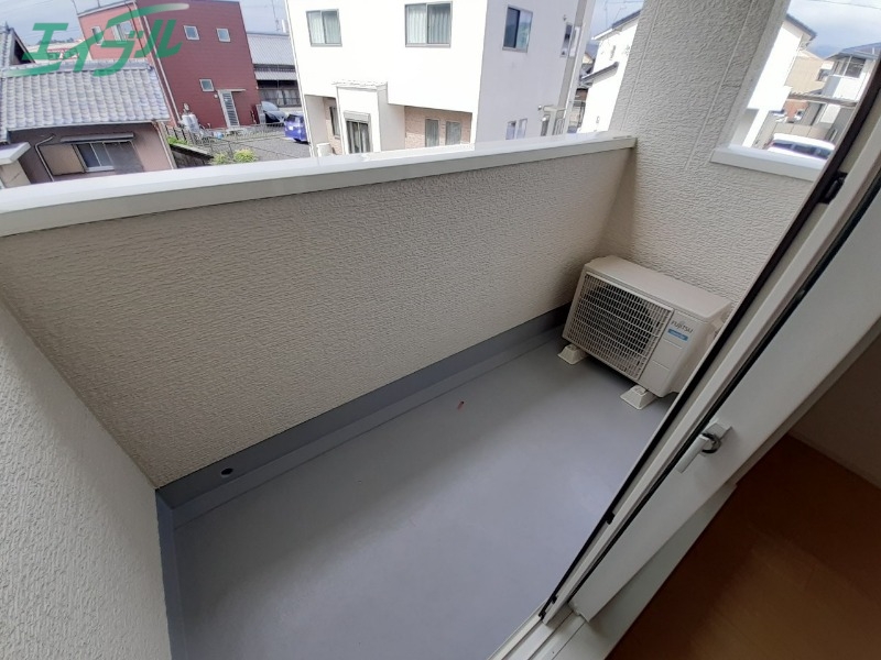 バルコニー　同型参考写真