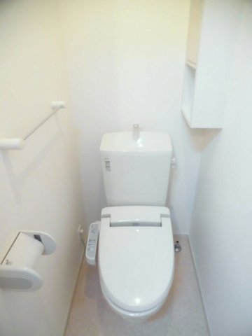 トイレ　シンプルで使いやすいトイレです