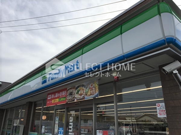 コンビニ　ファミリーマート 岡崎法性寺店（コンビニ）まで71m