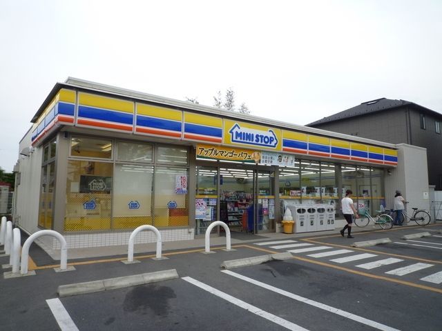 コンビニ　ミニストップ鶴ヶ島脚折4丁目店（コンビニ）まで286m