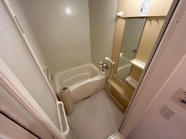 バス・シャワールーム　別部屋参照写真