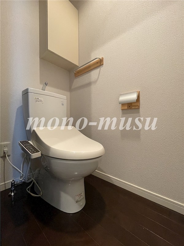 トイレ　同間取り参考写真