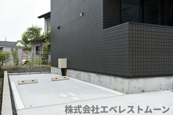 駐車場　駐車スペースもあります