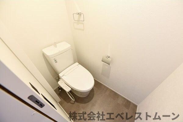 トイレ　ゆったりとした空間のトイレです