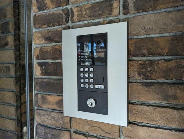 セキュリティ　初期費用分割可★ご希望の場所まで無料送迎サービス付♪