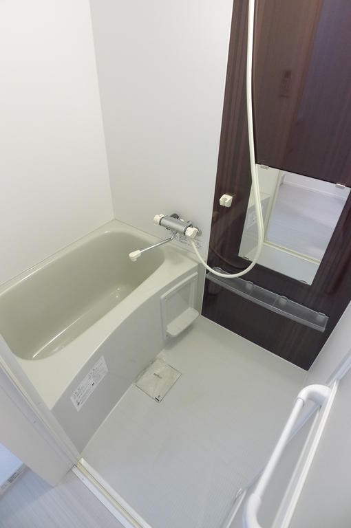 バス・シャワールーム　（写真は同施工会社イメージです。）