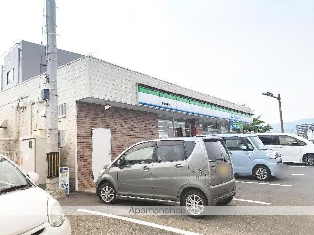 その他　ファミリーマート高知東石立店（その他）まで564m