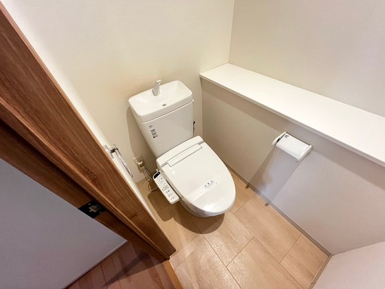 トイレ　※別部屋の写真です