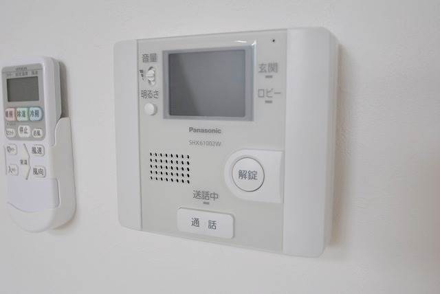 セキュリティ　TVモニター付インターホン