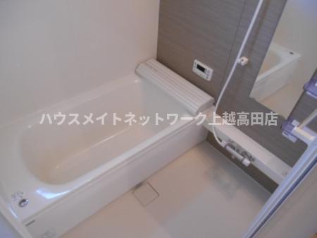 バス・シャワールーム　浴室1坪