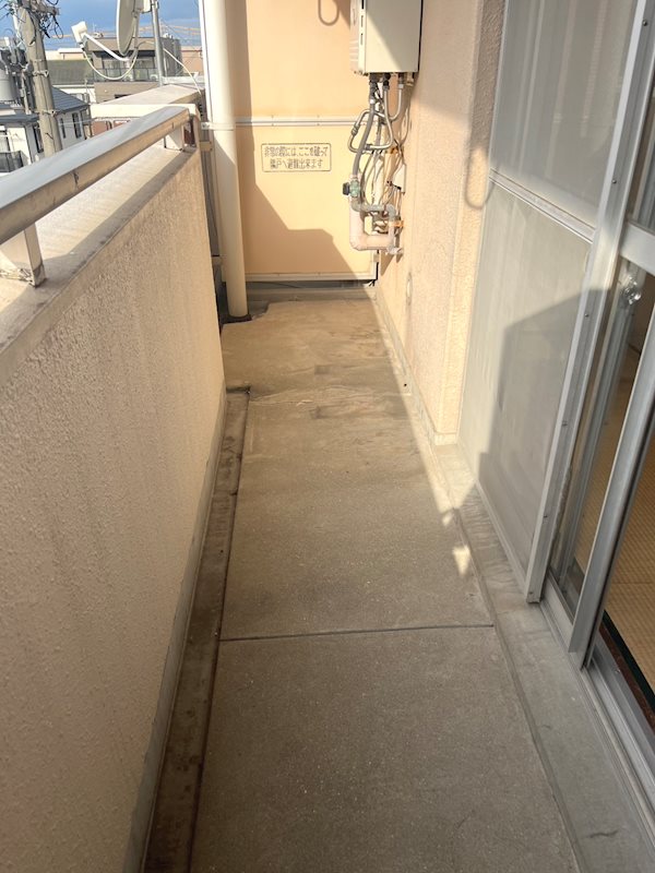 バルコニー　同物件別部屋写真