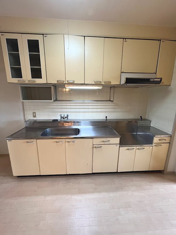 キッチン　同物件別部屋写真