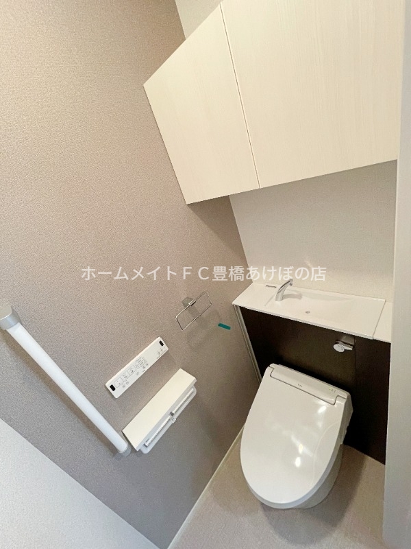 トイレ　同型完成モデル