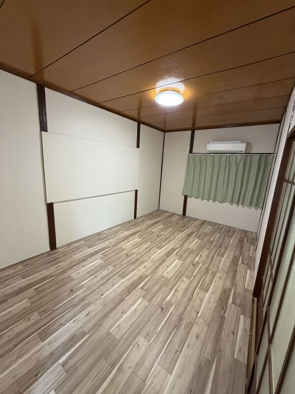 中川2丁目貸家の内装写真