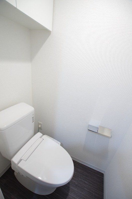 トイレ　※同タイプの別のお部屋です。