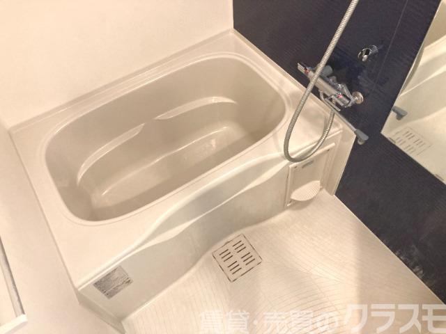 バス・シャワールーム　浴室乾燥機付きバス♪